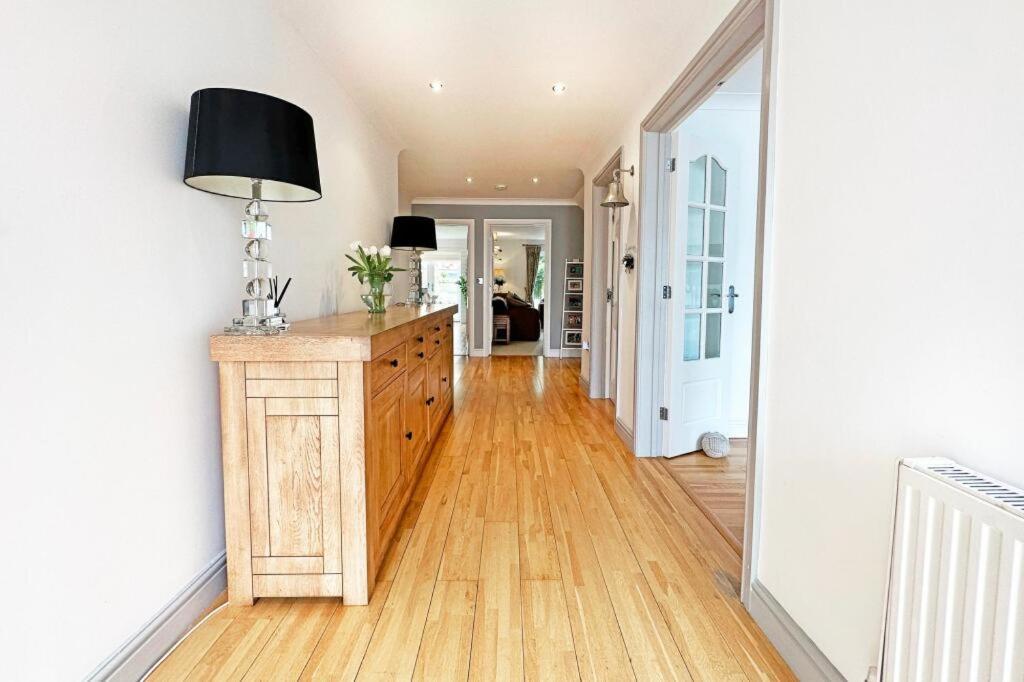 Bluebell House Home In Country Village. Nec/Stratford/Birmingham ソリフル エクステリア 写真